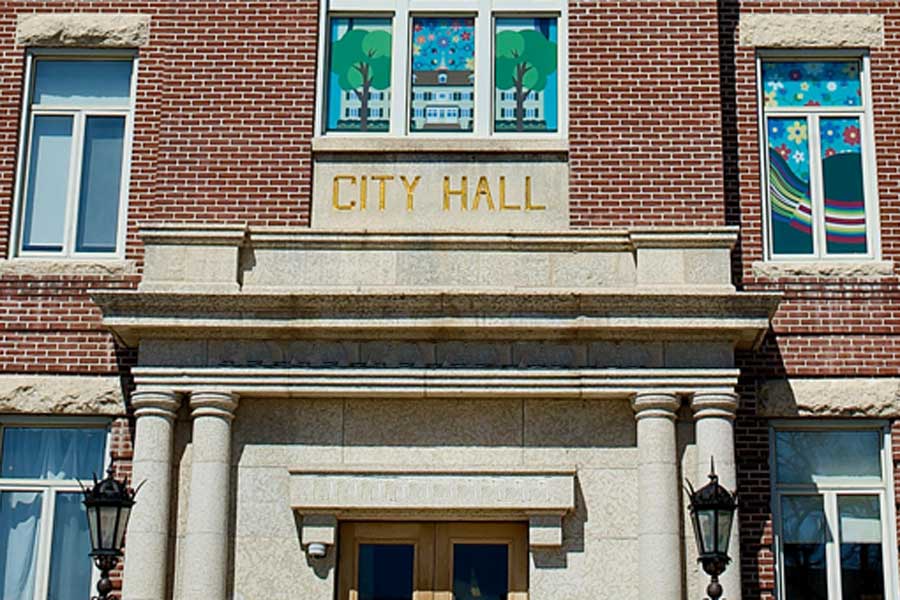 Picture of a City Hall building